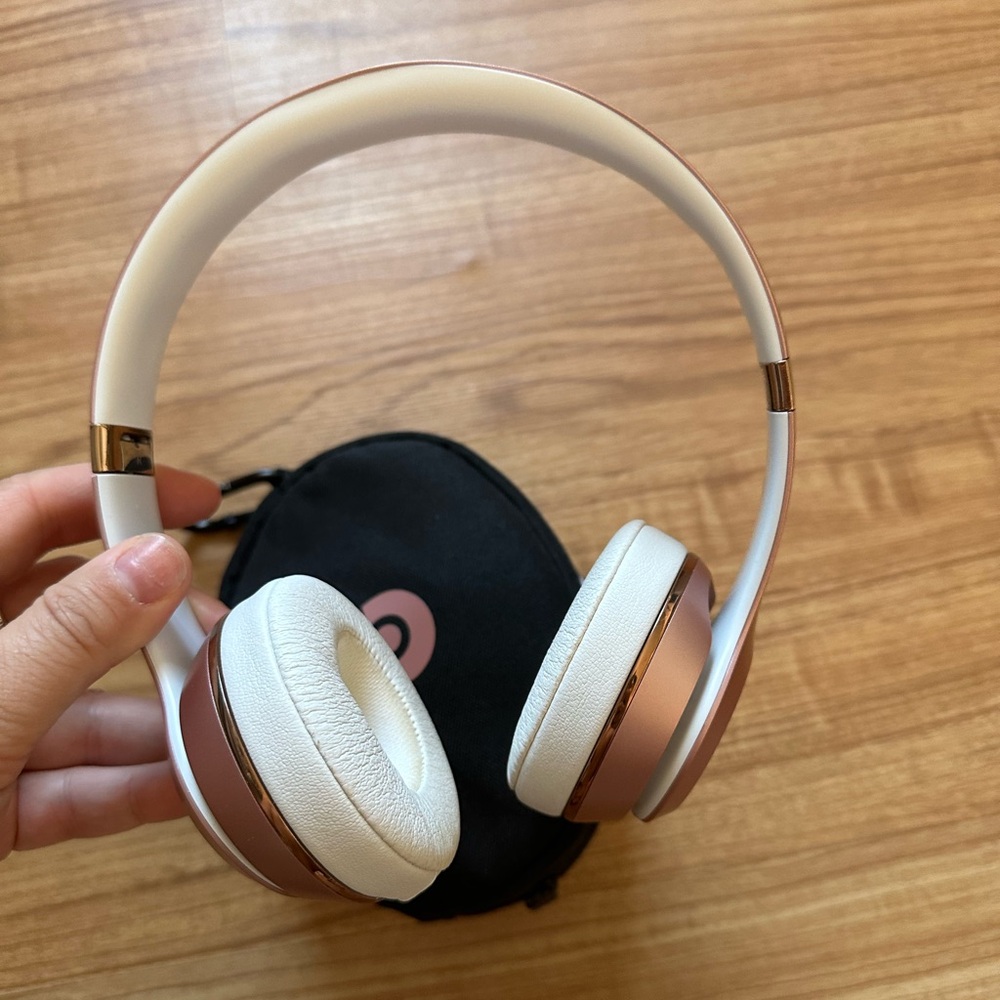 Beats Solo3 Rode Gold - Picture 3 of 10